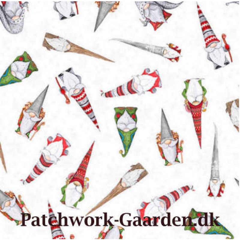 GNOMING THROUGH THE SNOW : Nisser